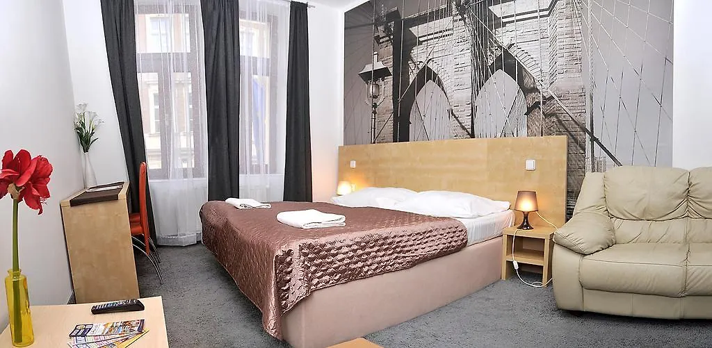 Andel Apartmany Prag 3*,